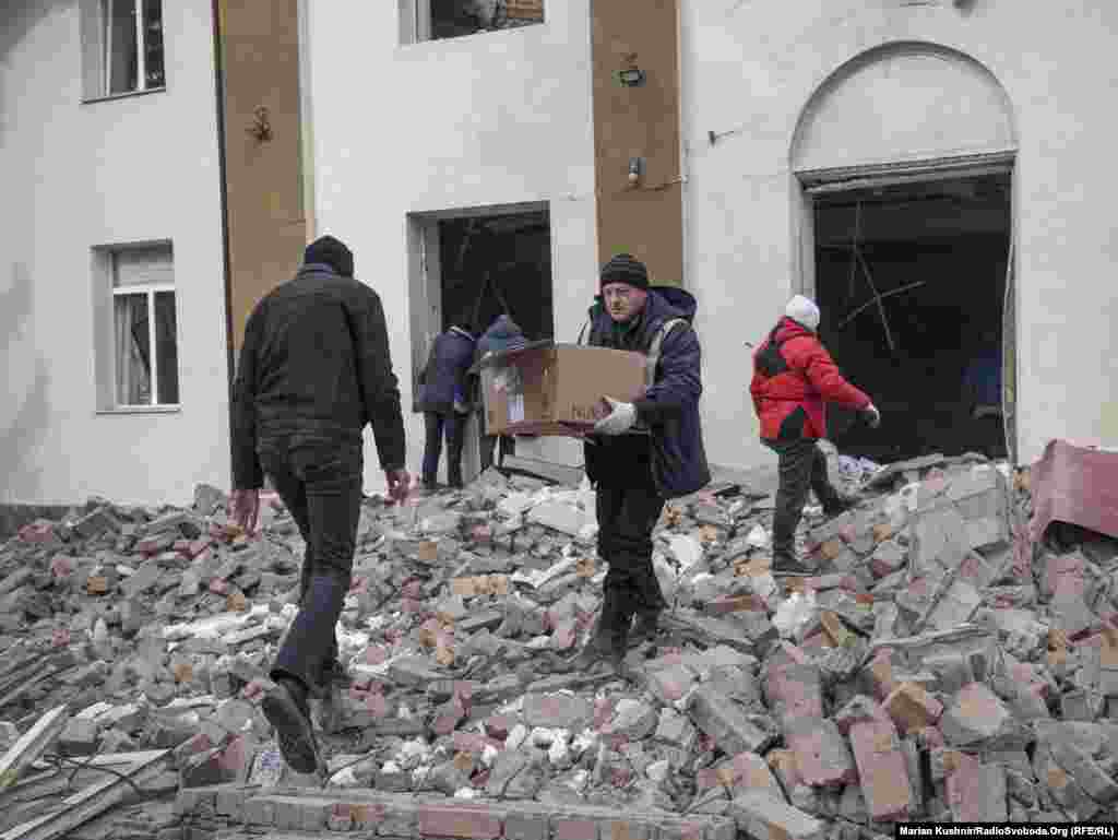 Внаслідок обстрілу були загиблі та поранені.&nbsp;Бишів, Київська область, 3 березня 2022 року