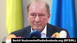 Ильми Умеров после возвращения в Украину. Борисполь, 27 октября 2017 года.