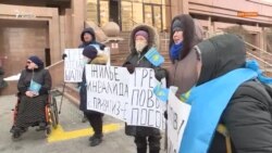 «Пусть повысят пособия!» Протесты людей с ограничениями здоровья