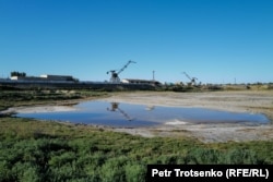 Пересохшее Аральское море в районе бывшего порта в городе Аральске. Кызылординская область, 3 июля 2024 года