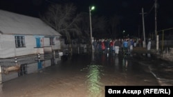 Паводки в селе Садовое Актюбинской области. 18 апреля 2017 года.