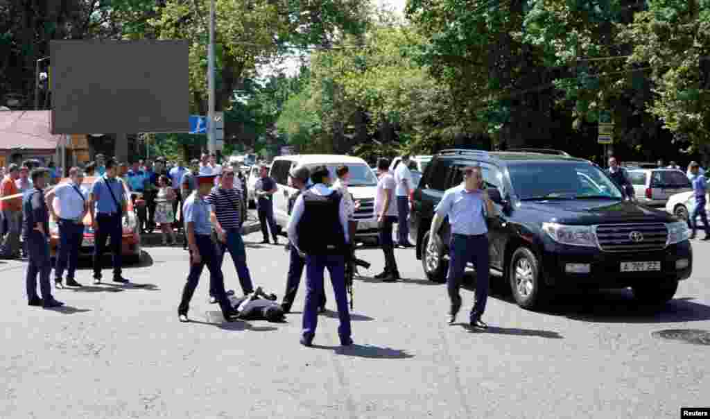 Момент задержания подозреваемого в нападениях.