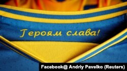 «Якщо юристи ФФУ і дипломати не зможуть довести чиновникам УЄФА, що державне вітання й офіційне гасло ЗСУ – не злочин, то це буде поразкою з сухим рахунком»